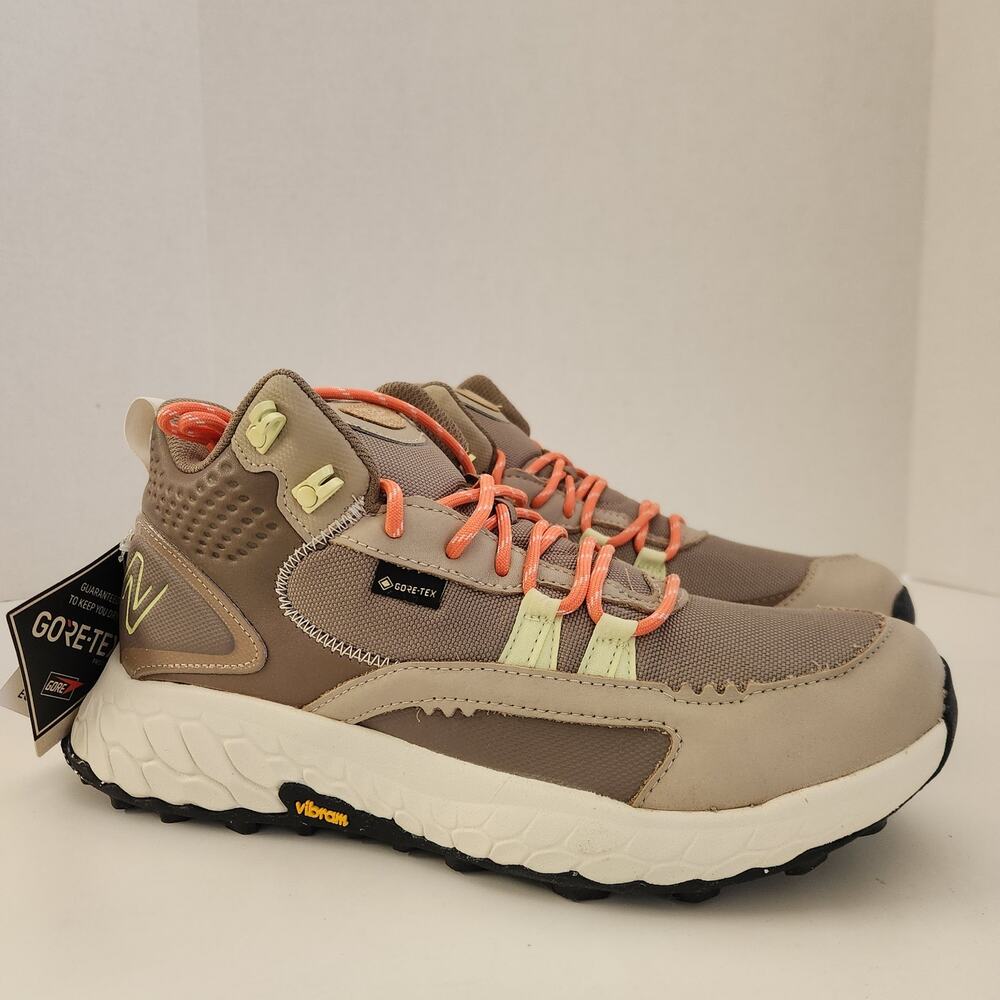 New Balance Women's Fresh Foam X Hierro Mid GTX V1 Trail Running Shoe, 9.5 M - Picture 2 of 12
